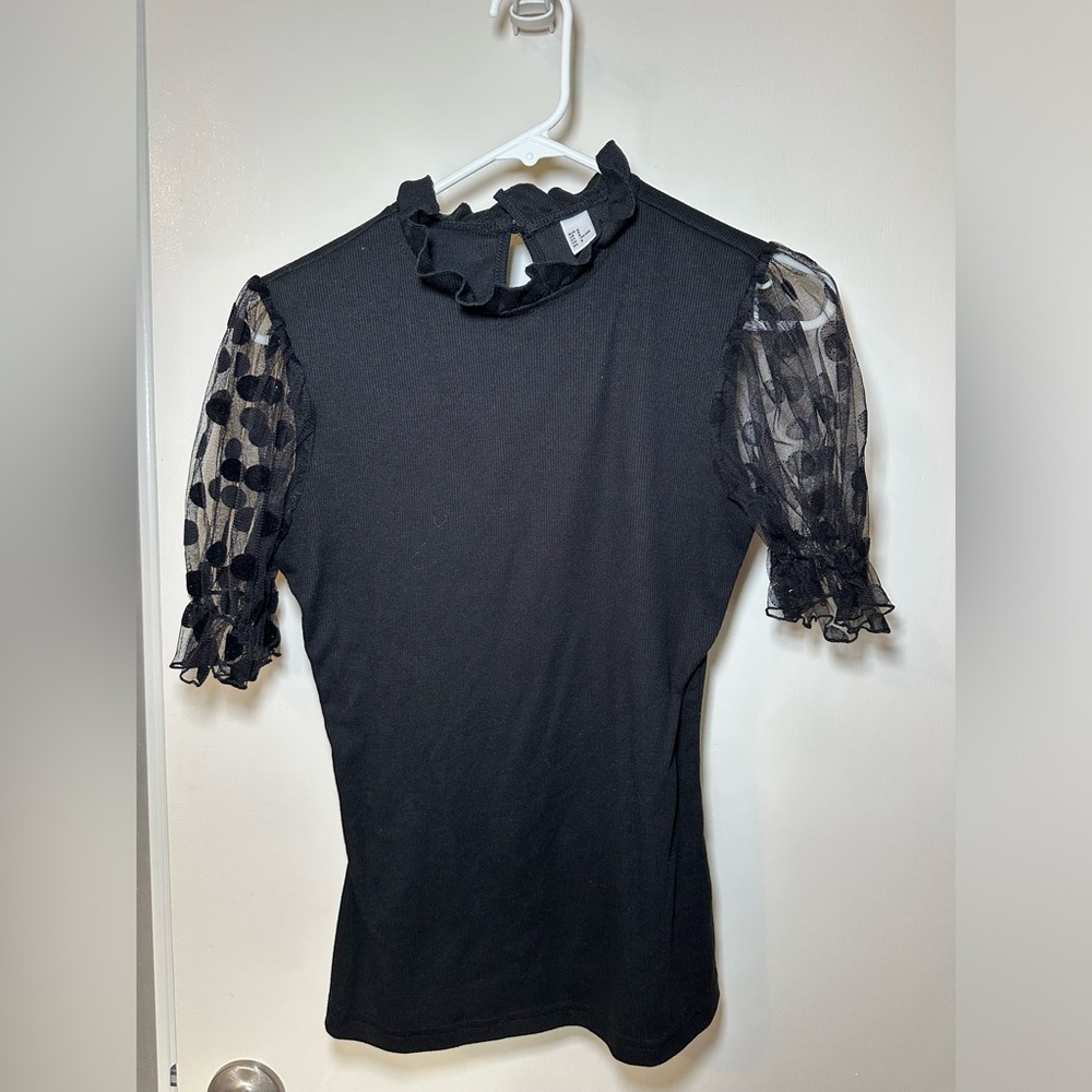 BUNDLE 5 for $50 👗👚 👖 
SHEIN Black Blouse with Sheer Polka Dot Sleeves